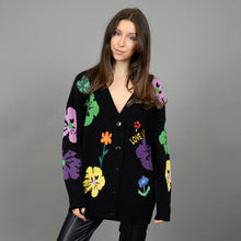 Load image into Gallery viewer, Flower Stitch Cardigan
