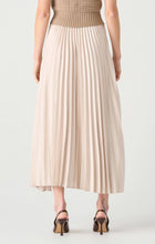 Load image into Gallery viewer, Champagne Maxi Skirt
